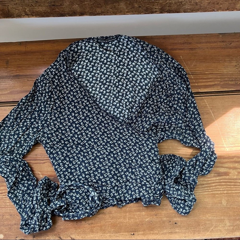 Brand Melville Tie Top